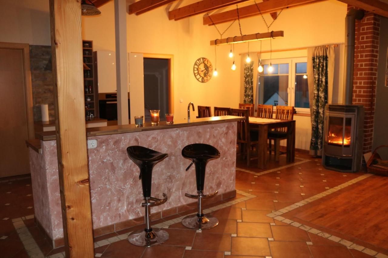 Helle, Offene Dachgeschosswohnung Mit Terrasse Oberloisdorf المظهر الخارجي الصورة