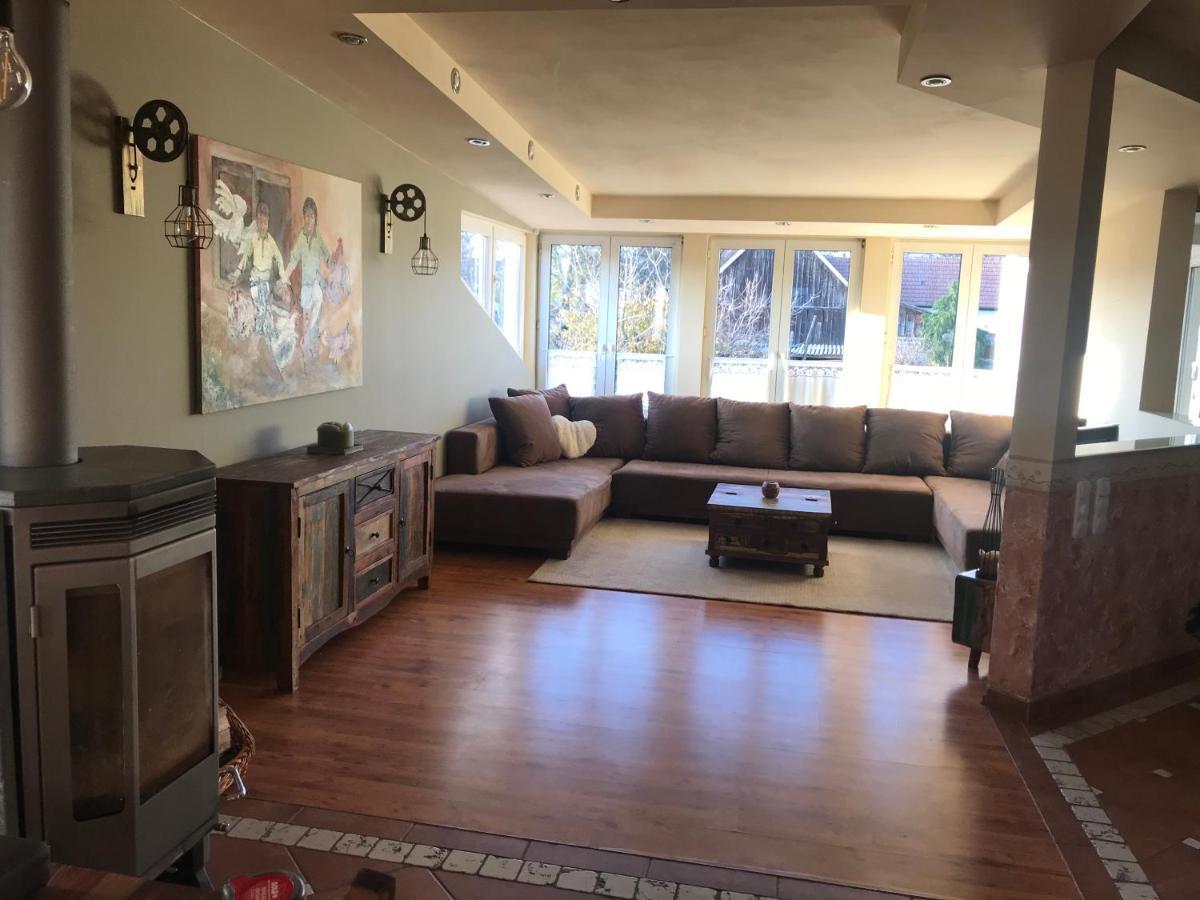 Helle, Offene Dachgeschosswohnung Mit Terrasse Oberloisdorf المظهر الخارجي الصورة